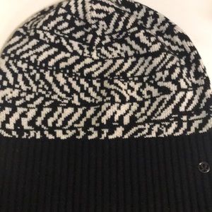 Lululemon toque hat